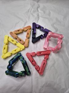 Colourful durable Flexi infinity Triangle trending fidgety toy 2024 craze adults fidget fidgetstoys