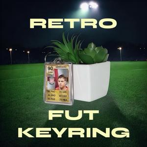 Football FUT 10/11/12/13 style Keyring with shirt number and name on reverse side, including Messi, Ronaldo, Rooney custom keychain chain personalised key