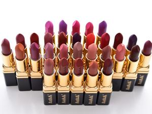 MATTE VELVET LIPSTICK lips